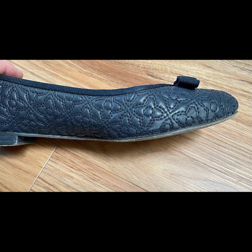 Tory Burch Quilted Marion Flats - Sophisticated Quiet Luxury - Gently worn. - Picture 4 of 11